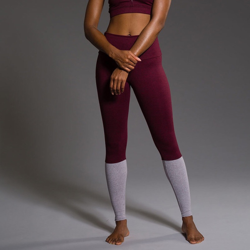 Onzie flow yoga street leggings 2044 burgundy